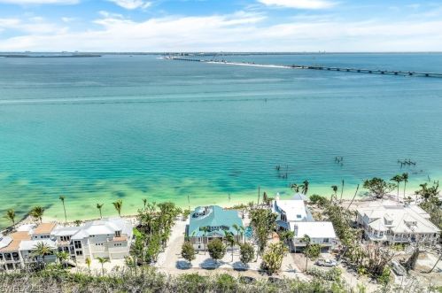 1175 Bird Ln, Sanibel FL  33957-3507 exterior