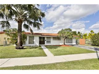 7731 32nd St, Miami, FL 33155-2611