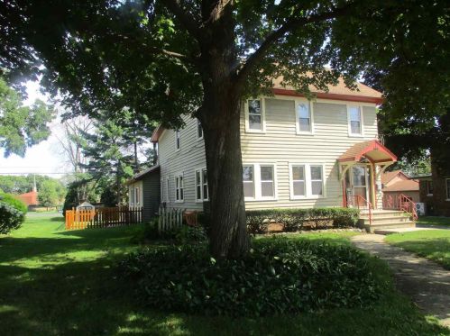 404 Prospect Ave, Beaver Dam, WI 53916-2229