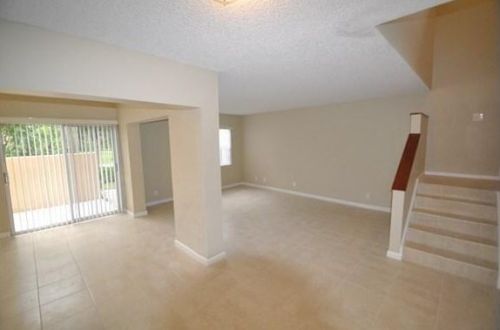 6675 Via Regina, Boca Raton, FL 33433-3908