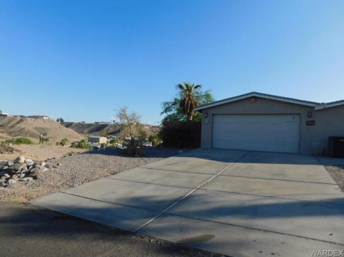 1315 Escalera Pl, Bullhead City, AZ 86442-6919