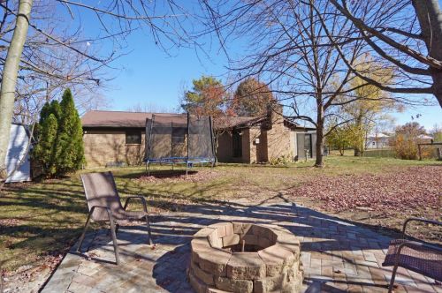 2 Kelly Ln, Milford OH  exterior