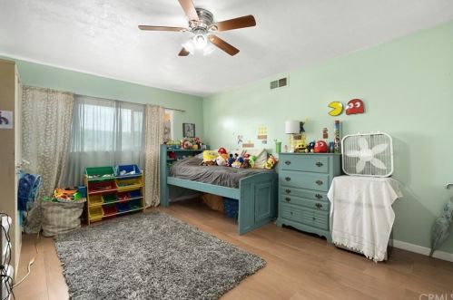 1300 Sumner Ave, Lake Elsinore CA  92530-3216 exterior