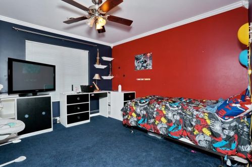 27 Larkin Ln, Garnerville NY  10923-1536 exterior