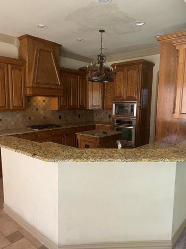 1207 Hudson Dr, Midlothian TX  76063-6375 exterior