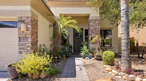 4264 Snowcap Ct, Gilbert, AZ 85297-9678