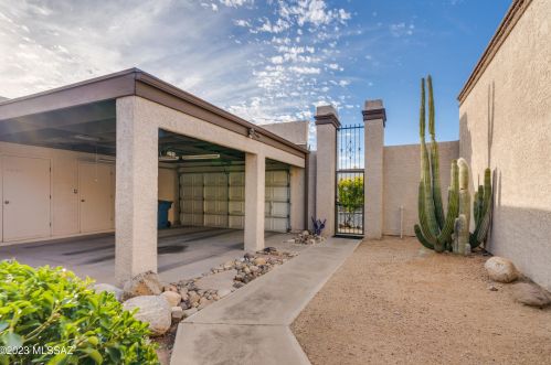 4879 Doria Dr, Tucson AZ 85742-4101 exterior