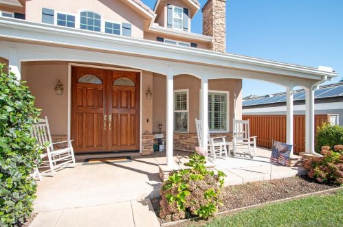 17952 Aguamiel Rd, San Diego, CA 92127-1040