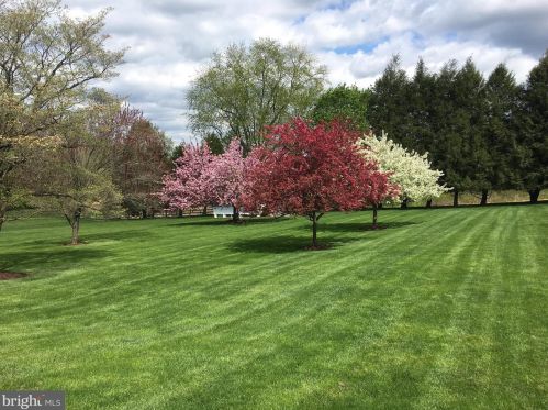 123 Old Kennett Rd, Kennett Sq PA  19348-2631 exterior