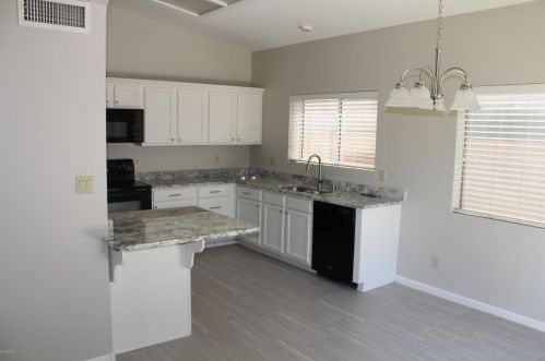 1530 Beacon Dr, Gilbert, AZ 85234-5423
