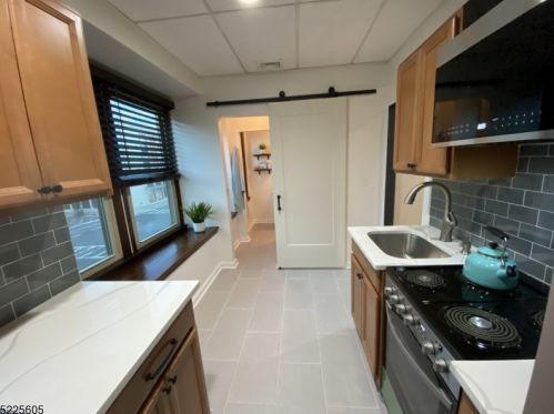 107 Broad St, Westfield NJ  07090-2111 exterior