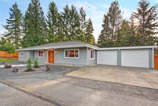 9622 234th St, Edmonds, WA 98020-5036