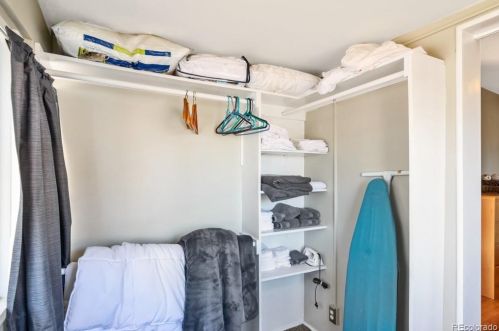 2709 Logan St, Englewood CO 80113-1632 exterior