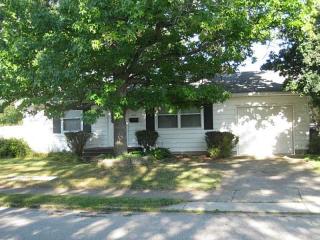 603 Maplecrest Dr, Troy OH  45373-2221 exterior