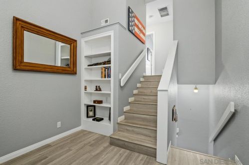 1155 Pacific Beach Dr, San Diego CA  92109-5149 exterior