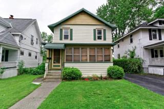 8 Sard Rd, Albany, NY 12209-1404