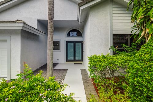 2298 8th St, Boca Raton, FL 33486-1450