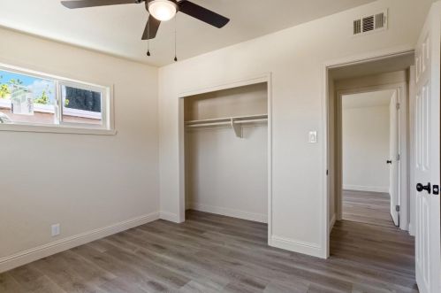 2720 Sparks Way, Modesto CA  95350-1744 exterior