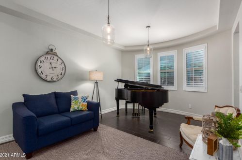 3948 Strawberry Dr, Gilbert AZ  85298-3703 exterior