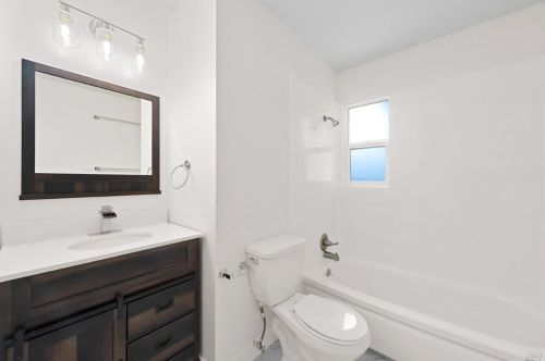 349 Plum St, Vacaville CA  exterior