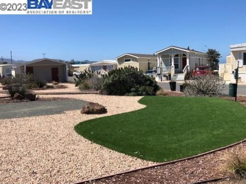 208 2nd Ave, Pacifica CA  94044-2202 exterior