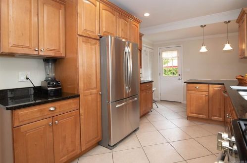 62 Franklin Ave, New Rochelle, NY 10805-3706