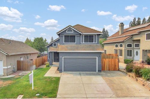 532 Bald Eagle Dr, Vacaville, CA 95688-1023