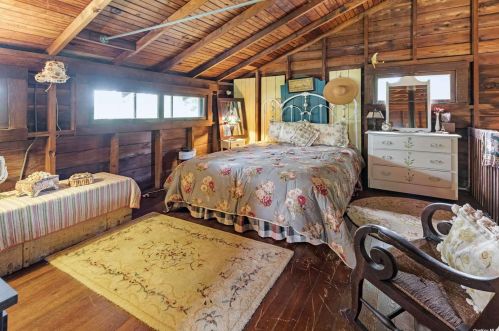 44 Sound Dr, Greenport NY  11944-1007 exterior