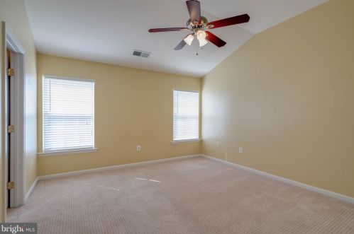 533 Legrace Ter, Leesburg VA  20176-1835 exterior