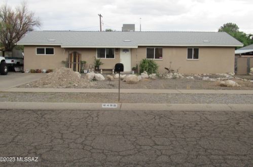 6450 Fordham Dr, Tucson, AZ 85710-8755