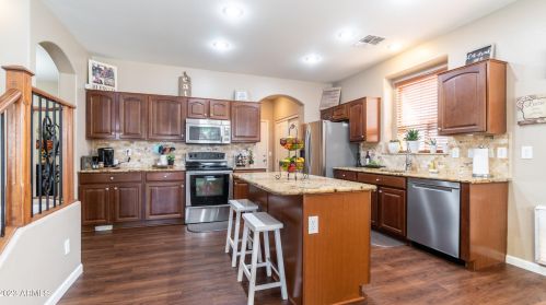 17777 Alexandria Way, Sun City, AZ 85388-5041