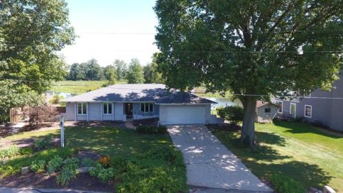 16 Dover Pl, Hebron, OH 43025-9735