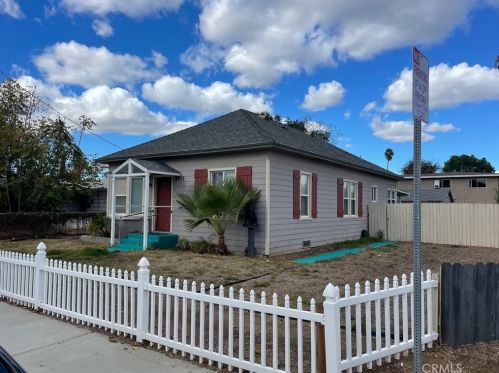 4403 Shatto Pl, Riverside, CA 92506-2923