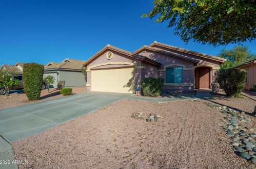 16520 Post Dr, Sun City, AZ 85388-2168