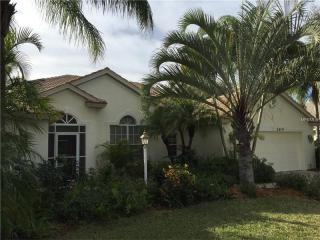 2414 Sonoma Dr, Nokomis, FL 34275-5818