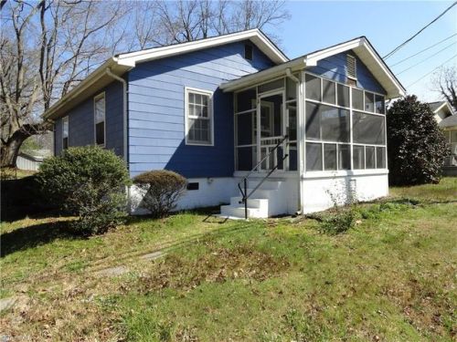4710 Holders Rd, Greensboro, NC 27405-2809