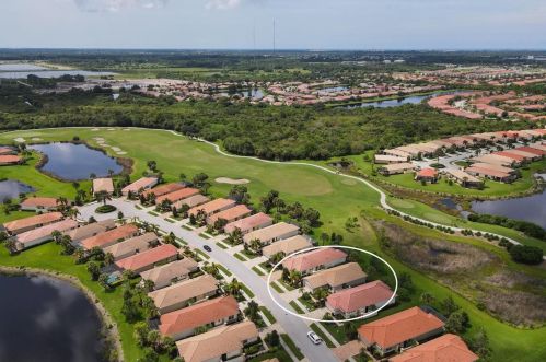 462 Montelluna Dr, Nokomis, FL 34275-6621