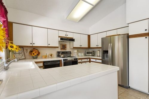 29216 Lotus Cir, Menifee CA  92586-2820 exterior