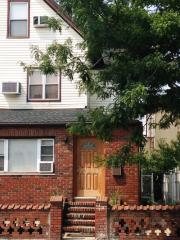 8510 17th Ave, Brooklyn, NY 11214-2810