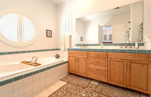 300 Michaels Ranch Dr, Sedona AZ 86336-9526 exterior