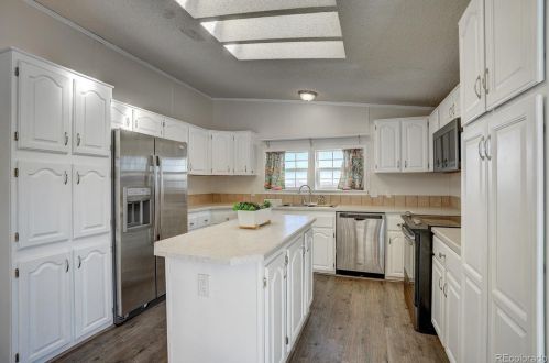 9132 Madeleine St, Denver CO 80260-5190 exterior