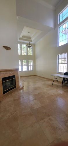 7321 17th Ct, Hollywood FL  33024-1001 exterior