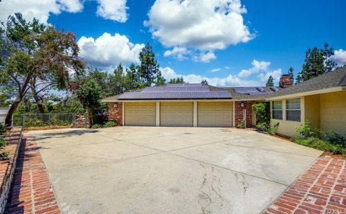 1017 Woods Ave, Fullerton, CA 92835-4066