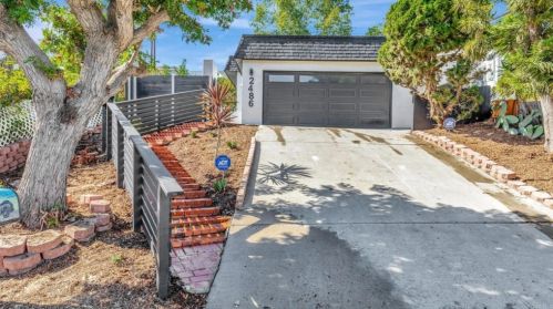 2486 Hartford St, San Diego, CA 92110-2339