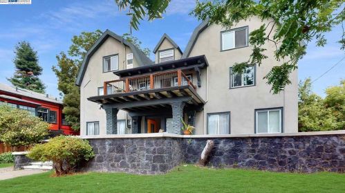 2043 7th Ave, Oakland CA 94606-1943 exterior