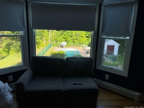 1675 Hartford Tpke, North Haven CT  06473-1246 exterior