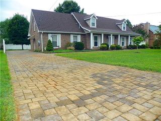 269 Cheshire Rd, Clarksville, TN 37043-5864