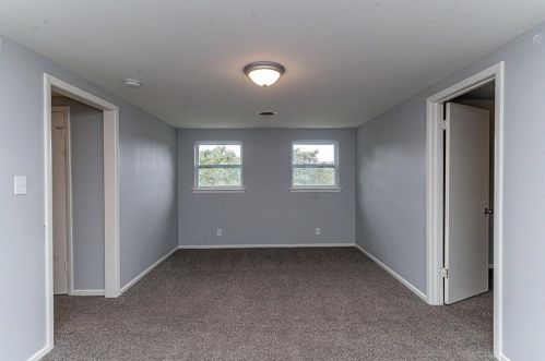 4805 Westlake Dr, Fort Worth TX  76132-1516 exterior