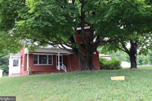 973 Frederick Pike, Littlestown, PA 17340-9776