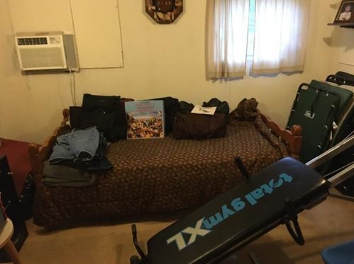 2376 Lake Rd, Hermitage PA  16150-3030 exterior